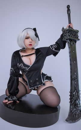 Uy Uy 2B Nier Reincarnation